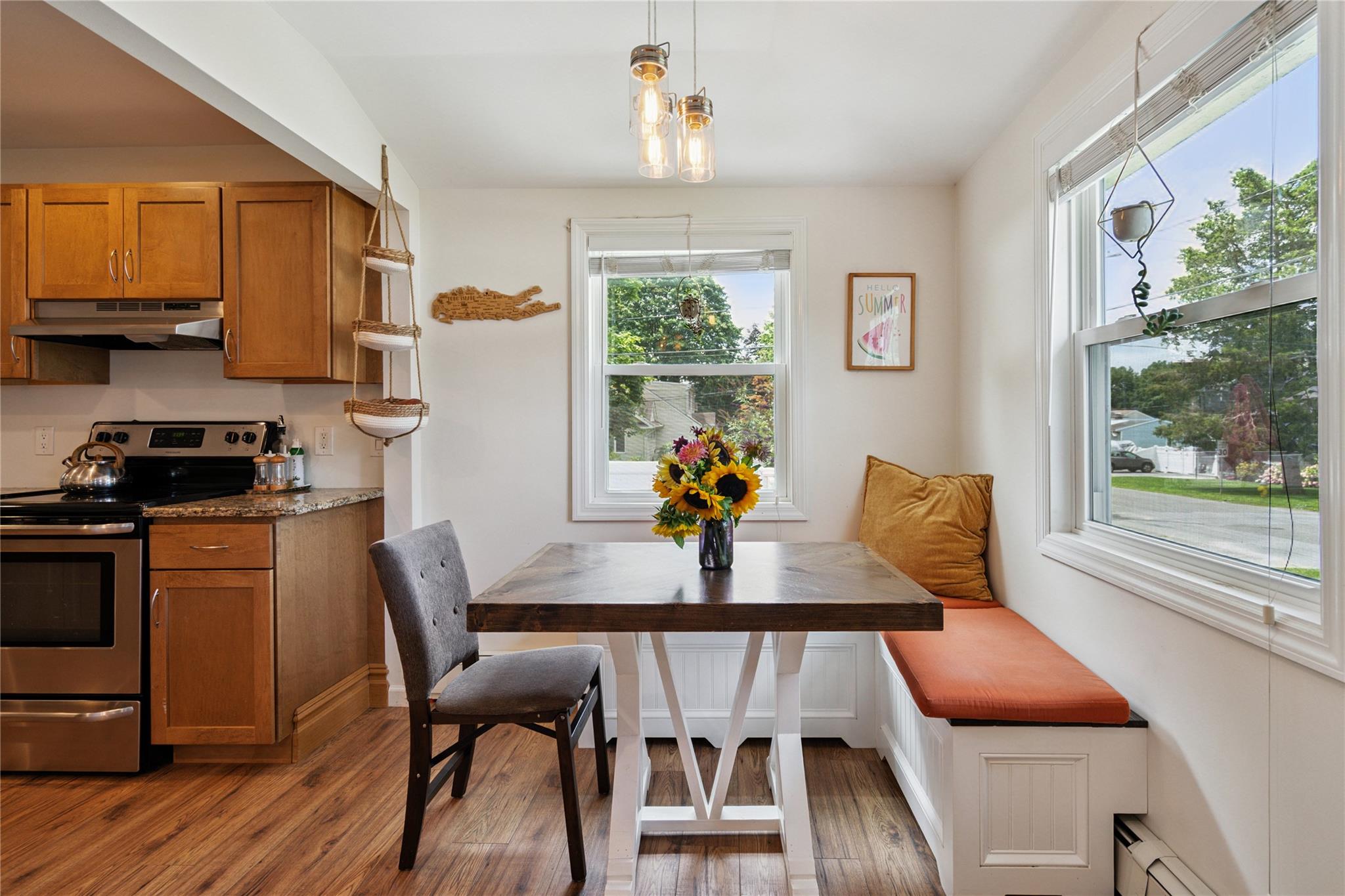 25 Woodycrest Drive