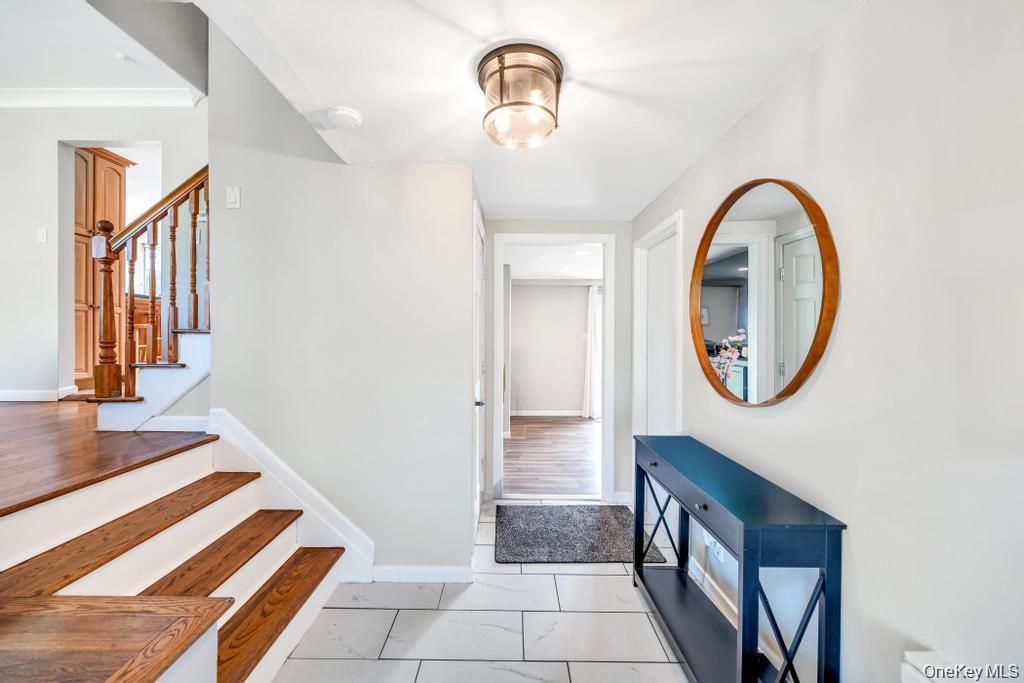 103 Simmons Drive