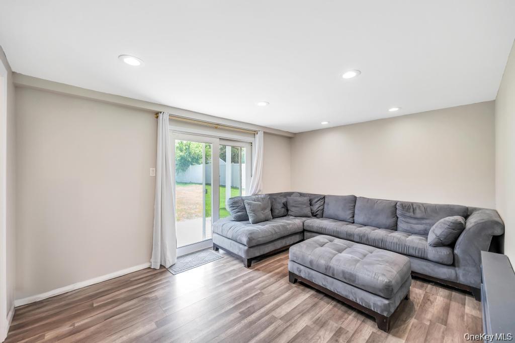 103 Simmons Drive