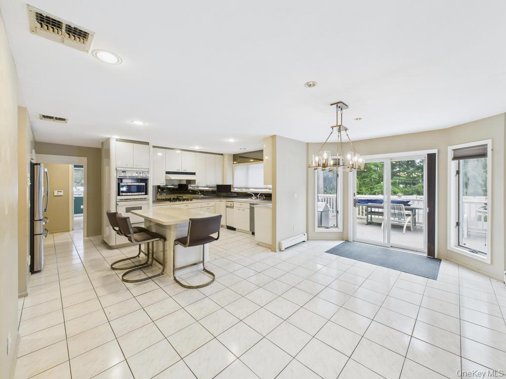 10 Cori Lane