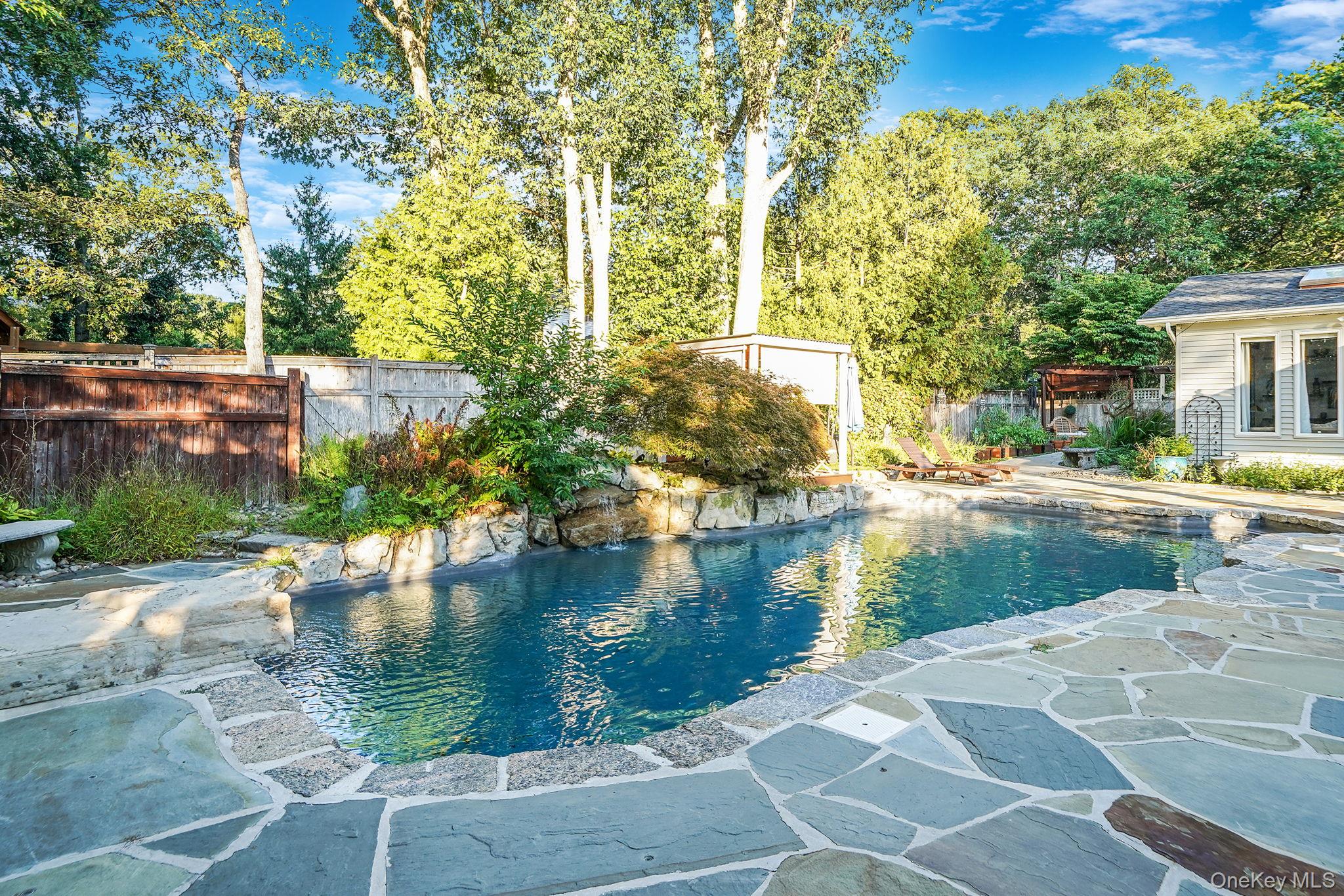 84 McCulloch Drive
