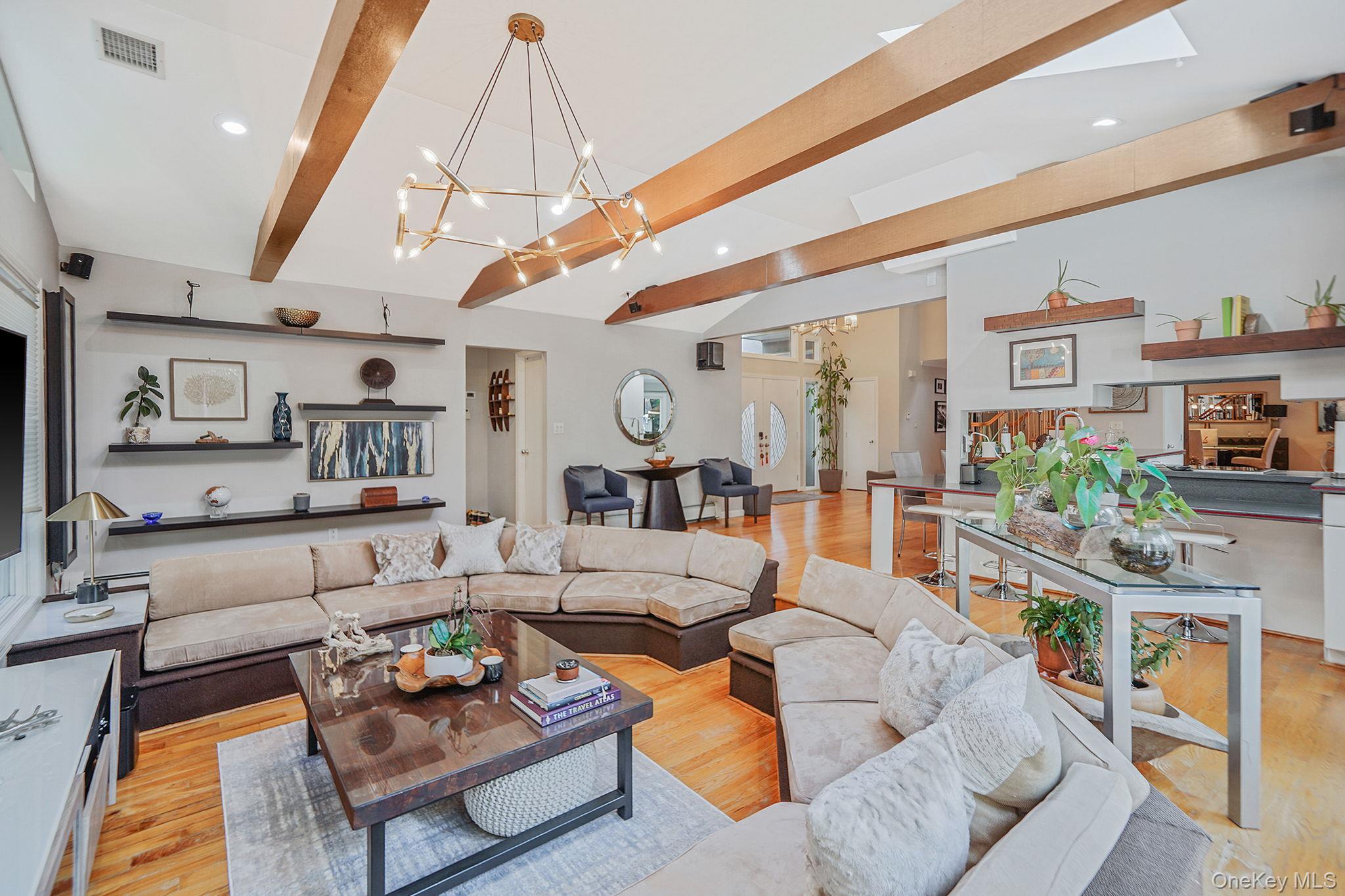 84 McCulloch Drive