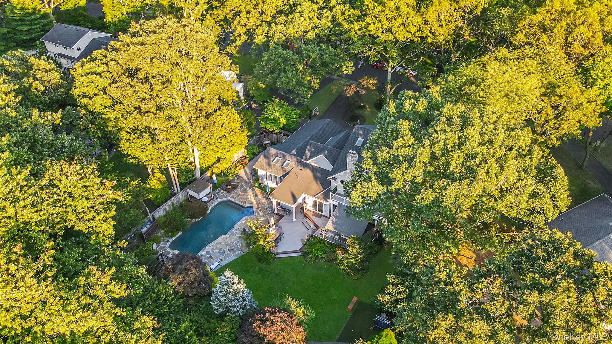 84 McCulloch Drive