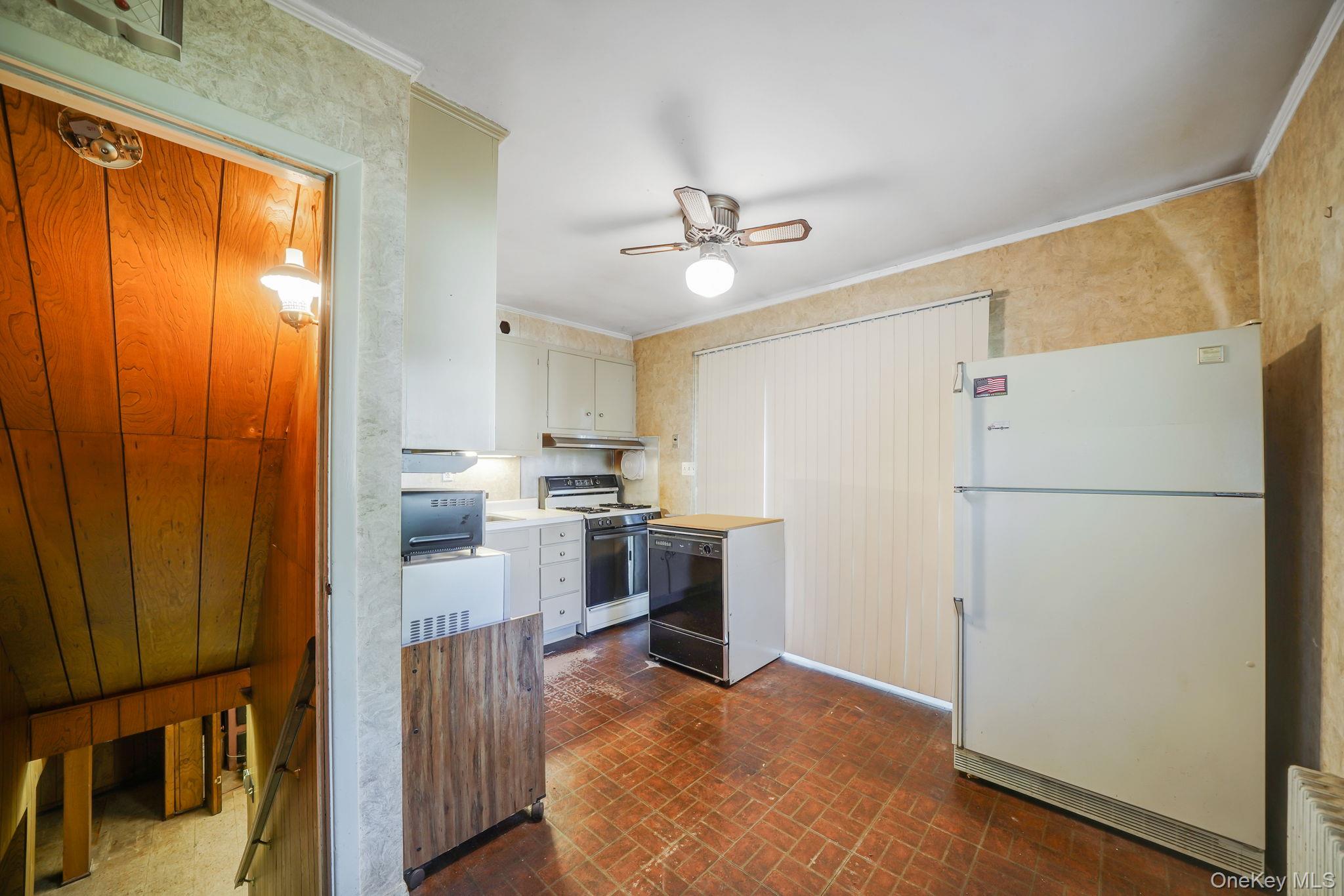 25 Hazard Avenue