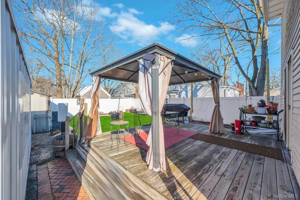 80 Parkway Boulevard