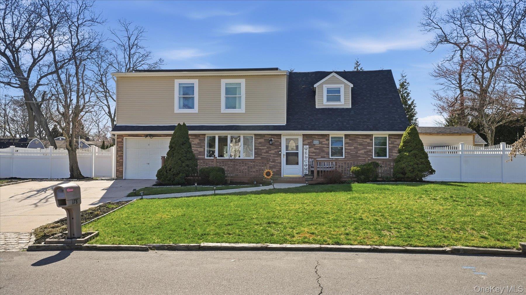 178 Geery Avenue