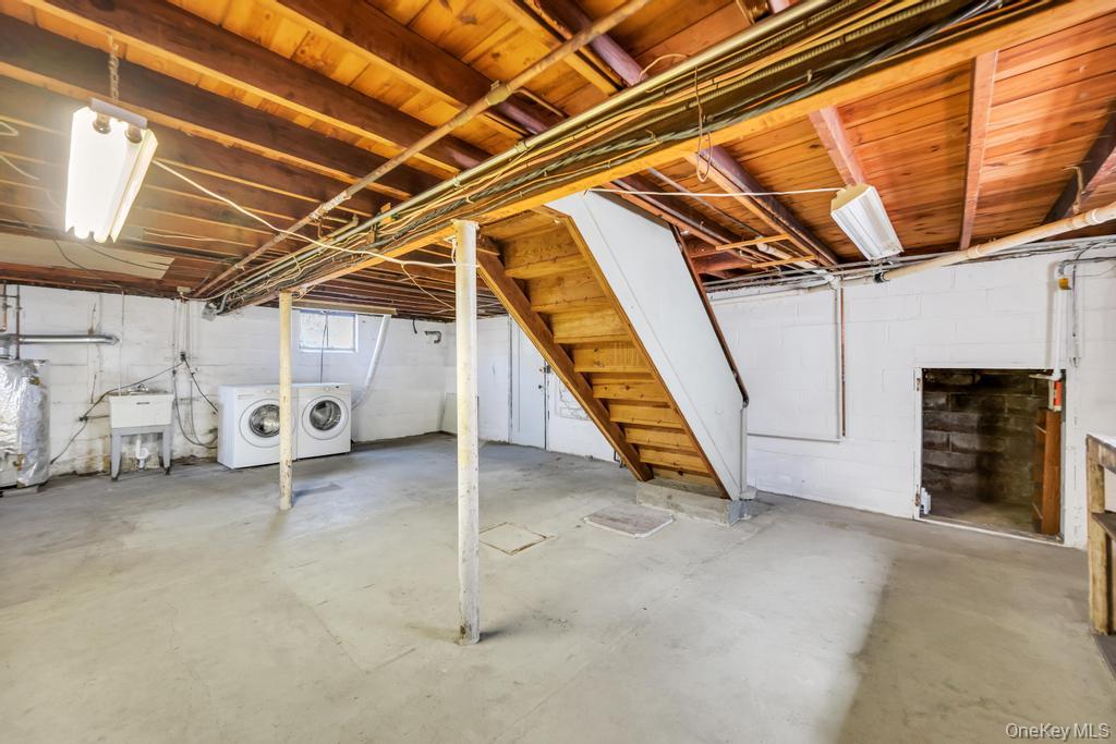 87 Tyler Avenue