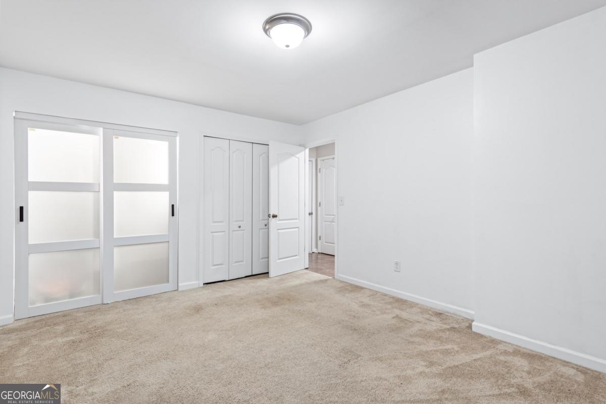 2449 Suwanee Pointe Drive
