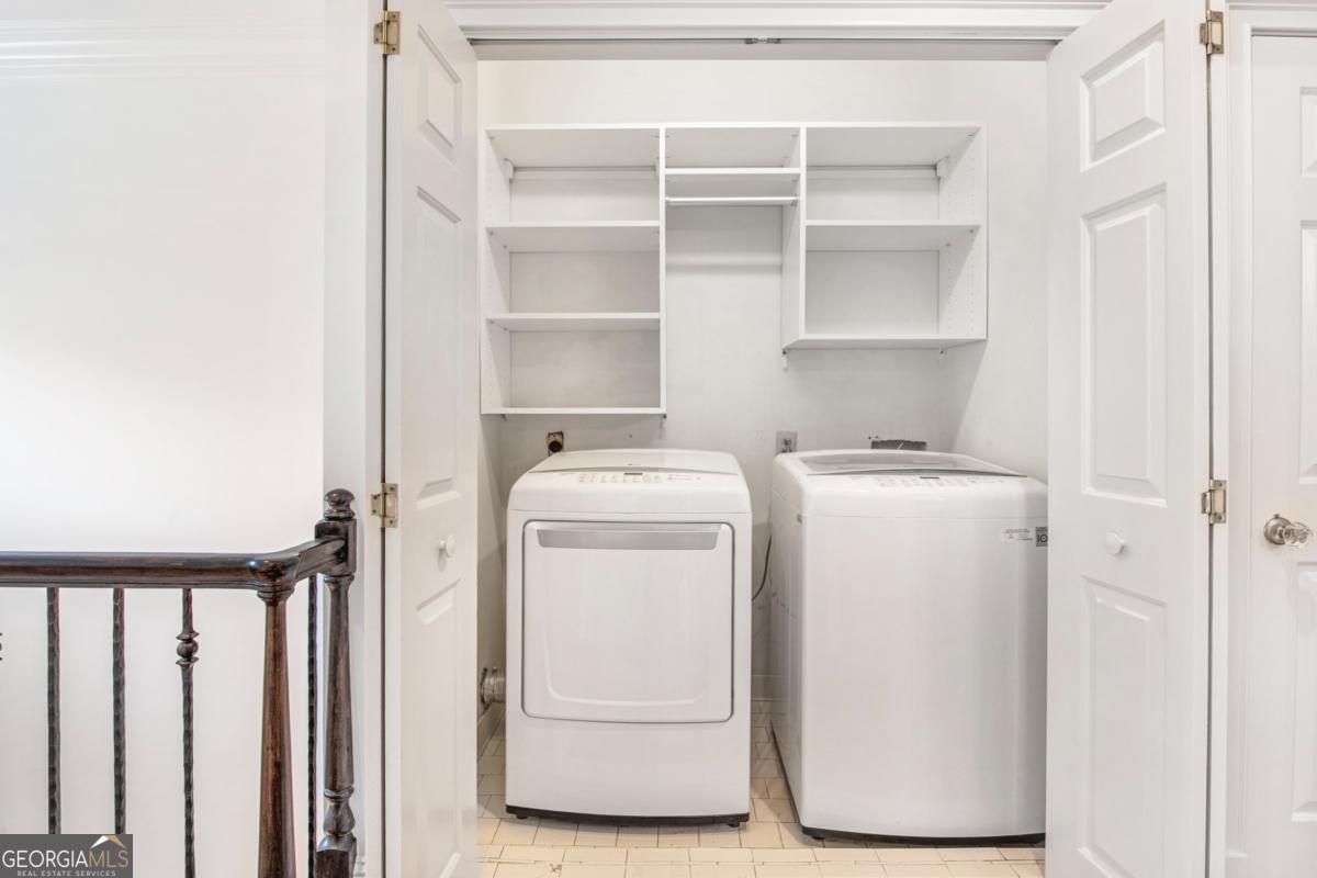 3685 Peachtree Road NE # 10