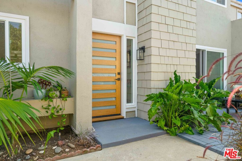 7016 Little Harbor Drive