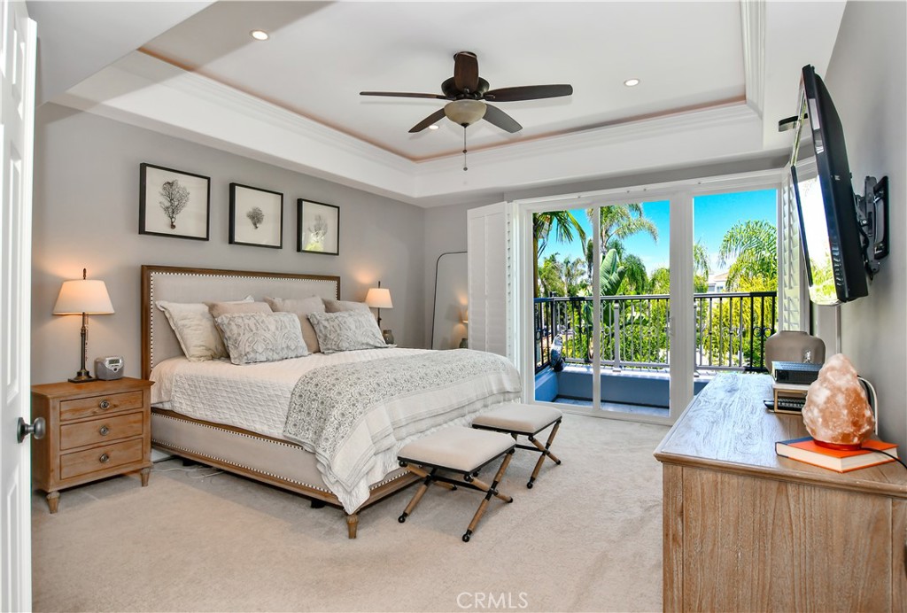 19456 Riverdale Lane