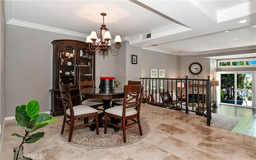 19456 Riverdale Lane