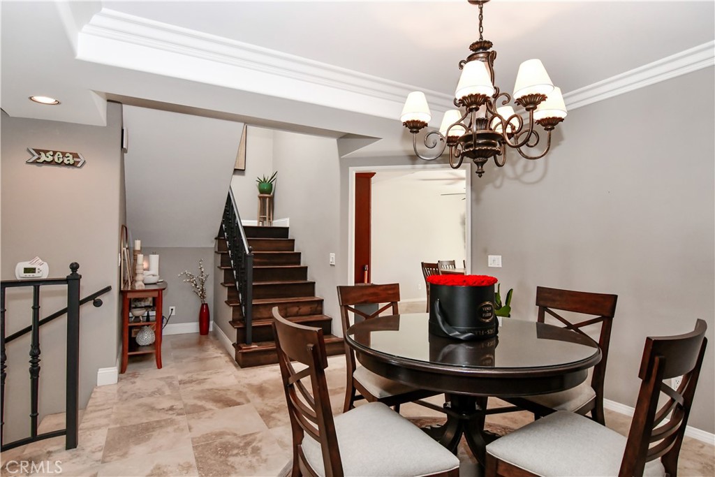 19456 Riverdale Lane