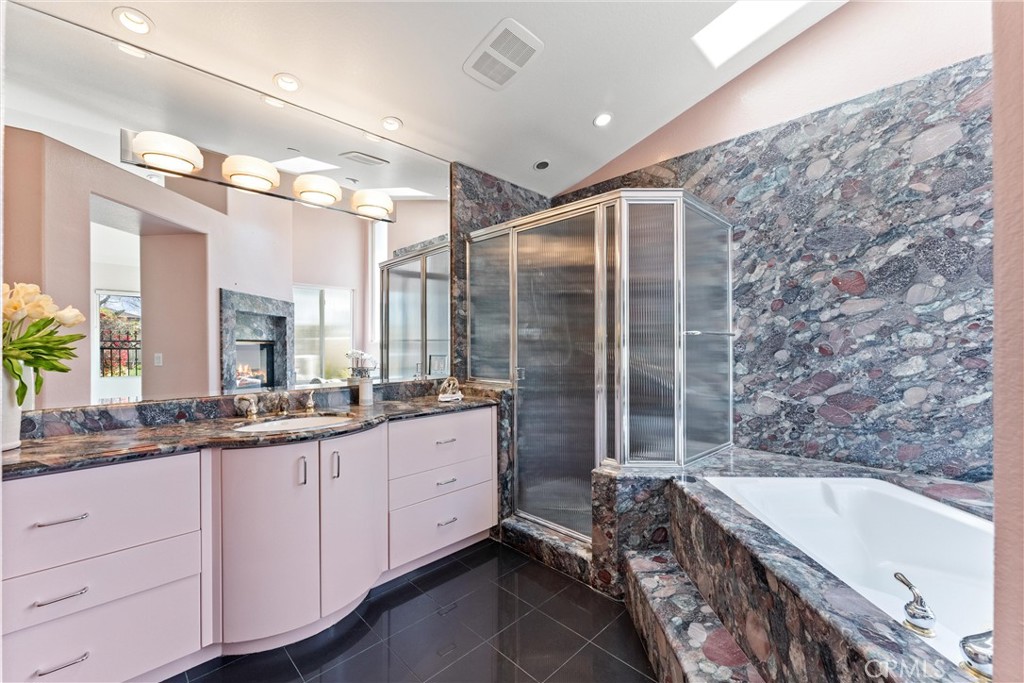 5419 E Suncrest Road