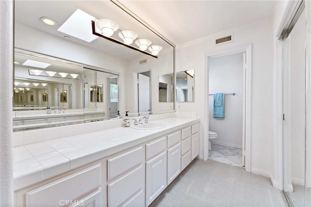 5419 E Suncrest Road