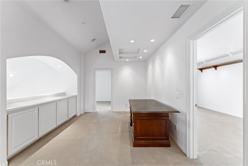 5419 E Suncrest Road