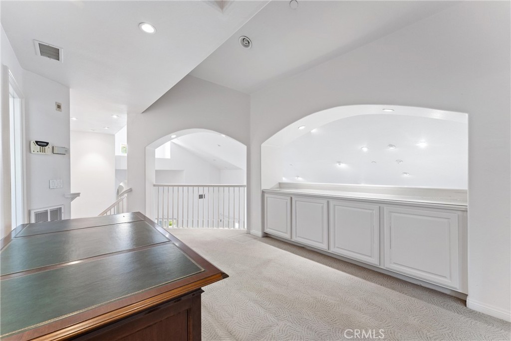 5419 E Suncrest Road