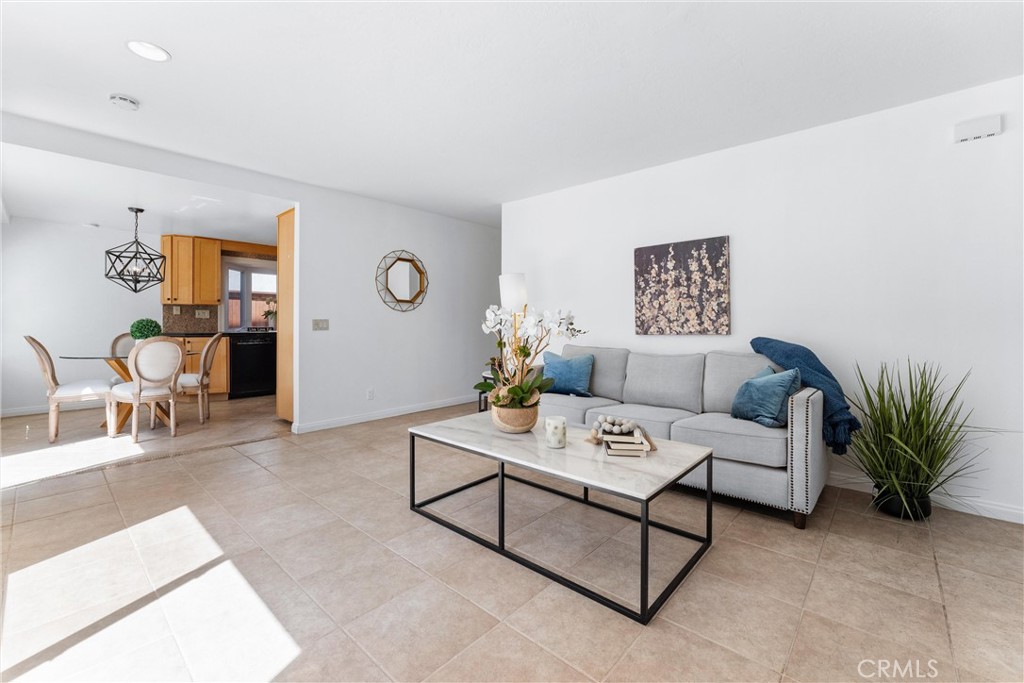 18131 Lakepoint Lane