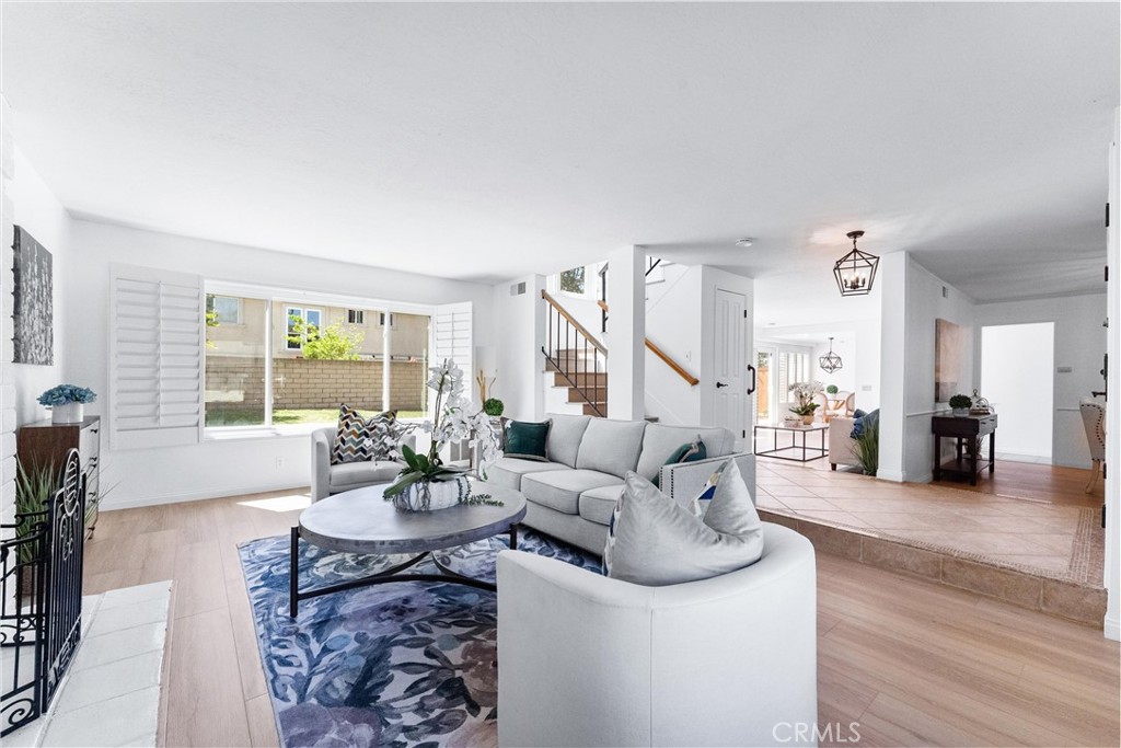 18131 Lakepoint Lane