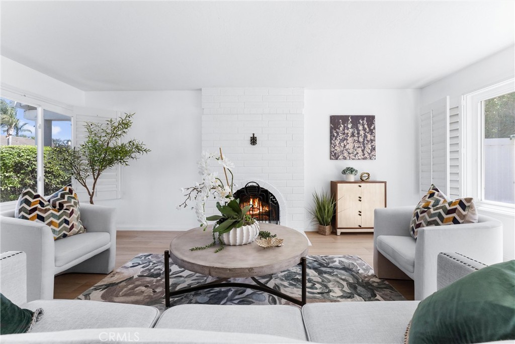 18131 Lakepoint Lane