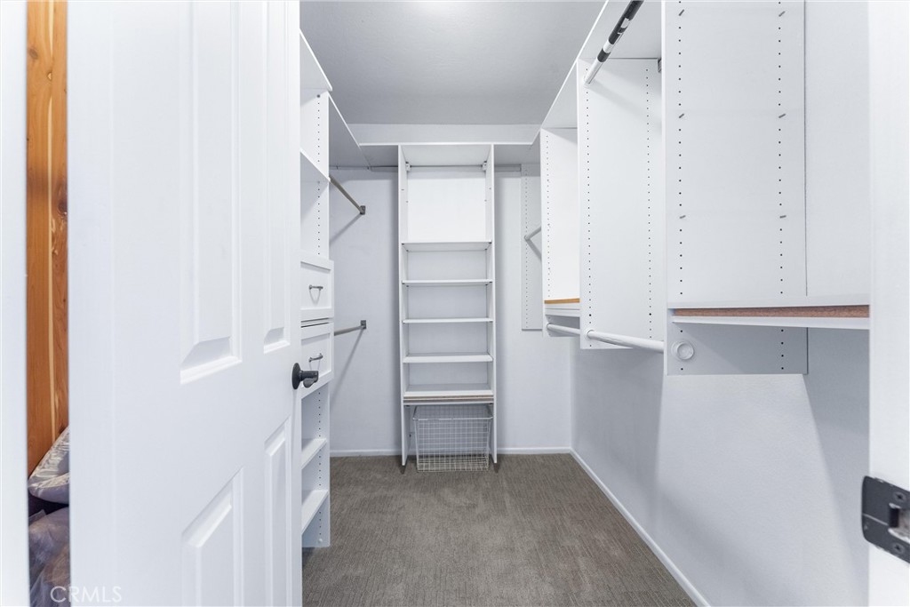 18131 Lakepoint Lane