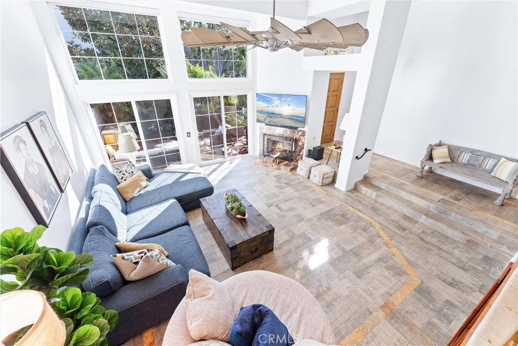 19398 Peachtree Lane