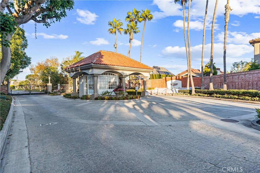 19398 Peachtree Lane