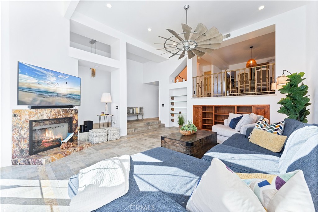 19398 Peachtree Lane