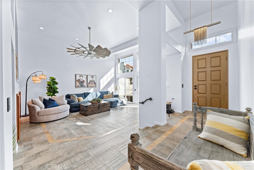 19398 Peachtree Lane