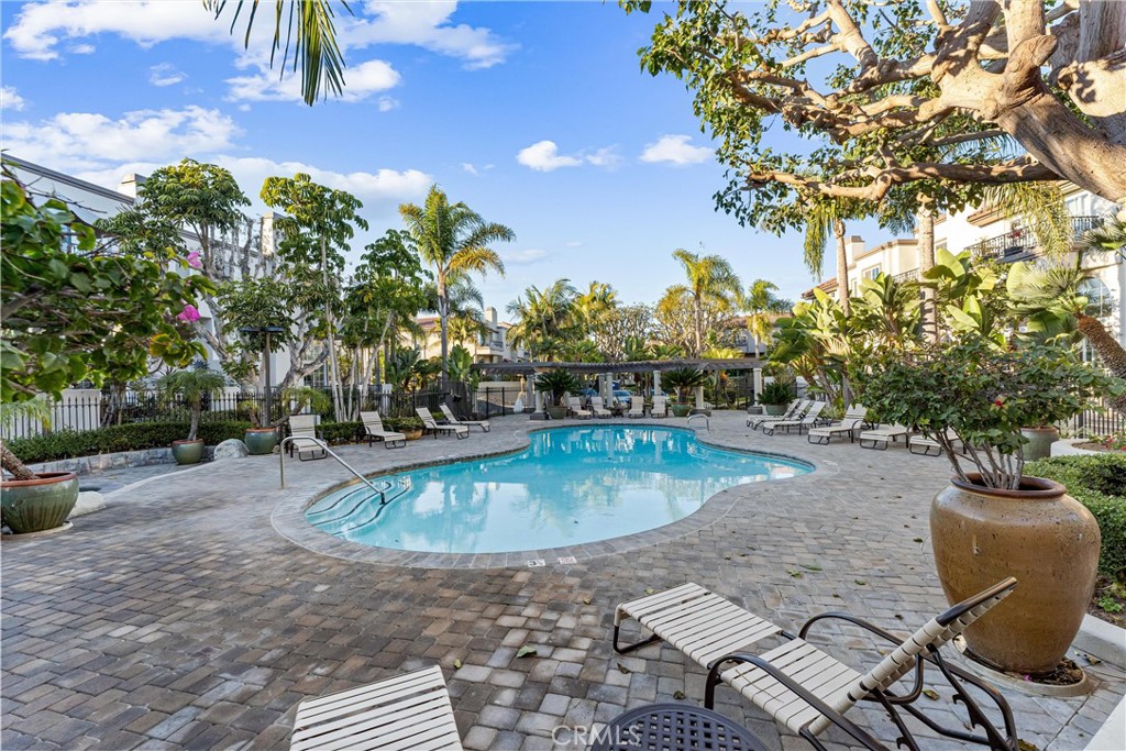 19398 Peachtree Lane