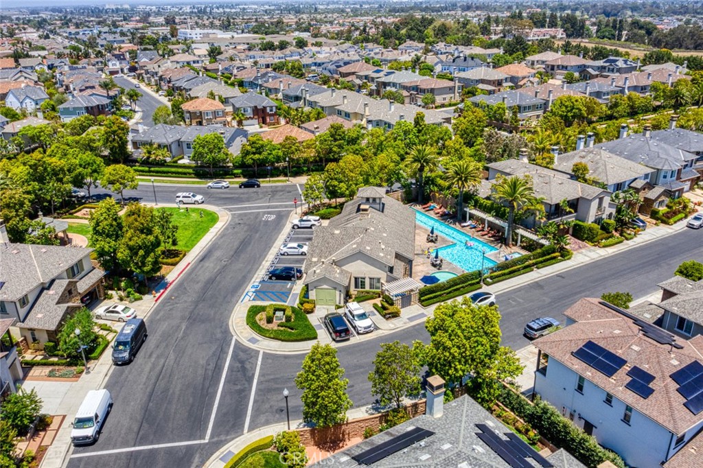 17472 Oakbluffs Lane