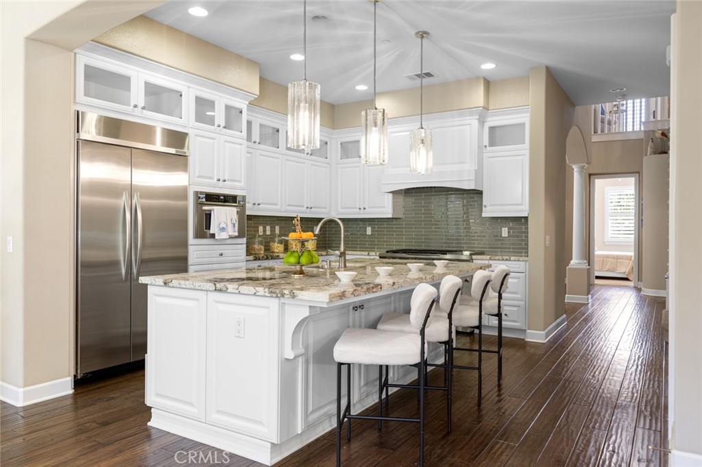 17472 Oakbluffs Lane