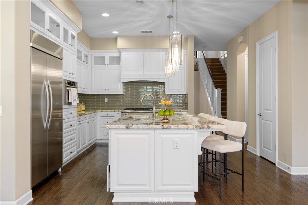 17472 Oakbluffs Lane