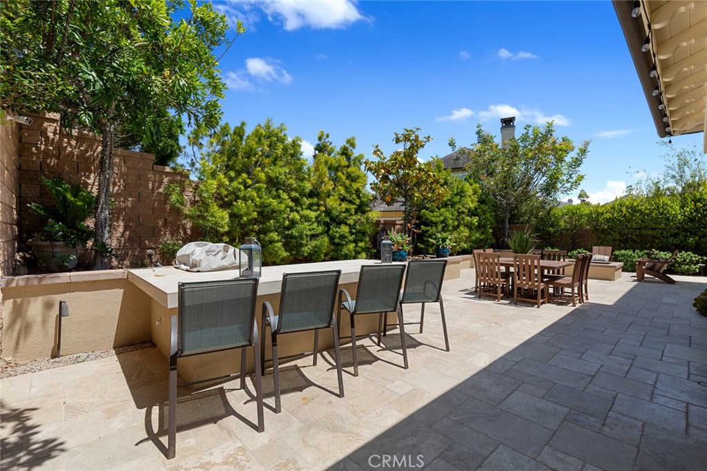 17472 Oakbluffs Lane