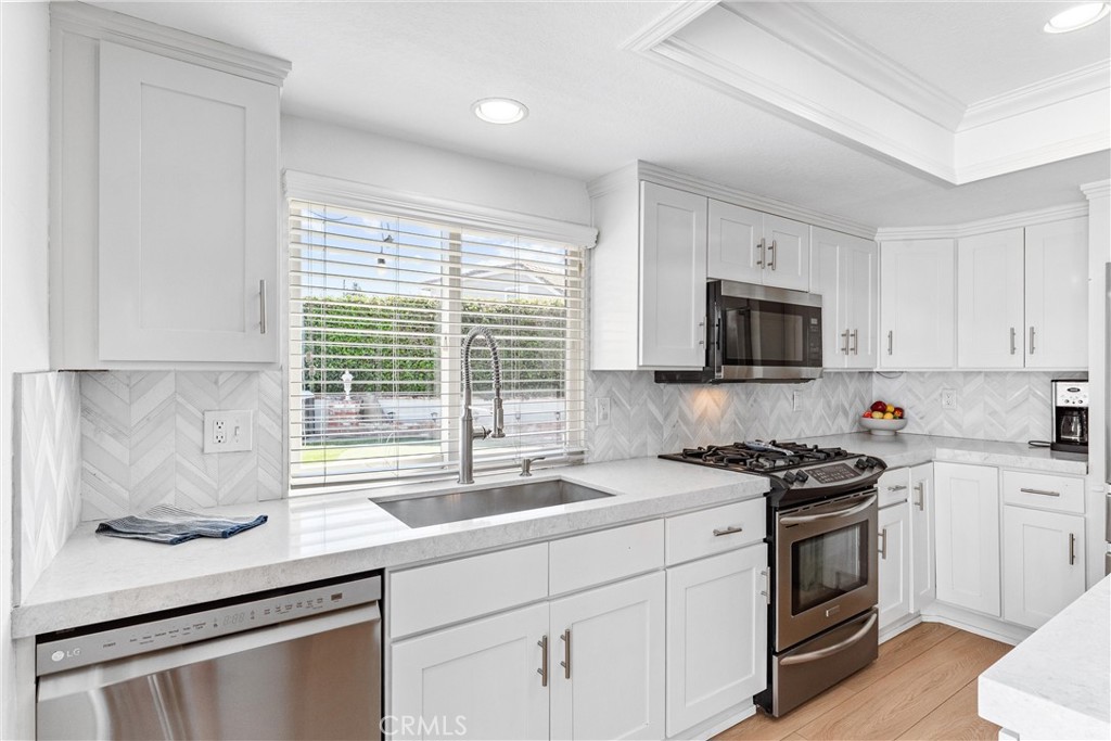 7880 E Samantha Circle