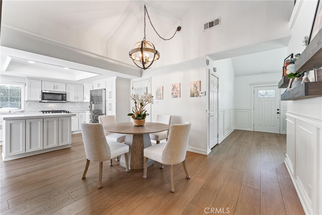 7880 E Samantha Circle