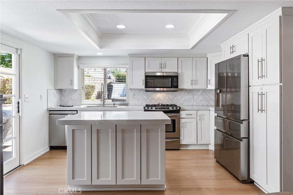 7880 E Samantha Circle