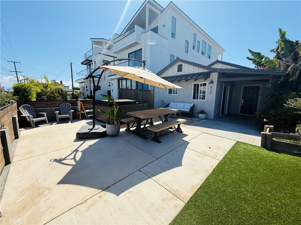 630 Indianapolis Avenue