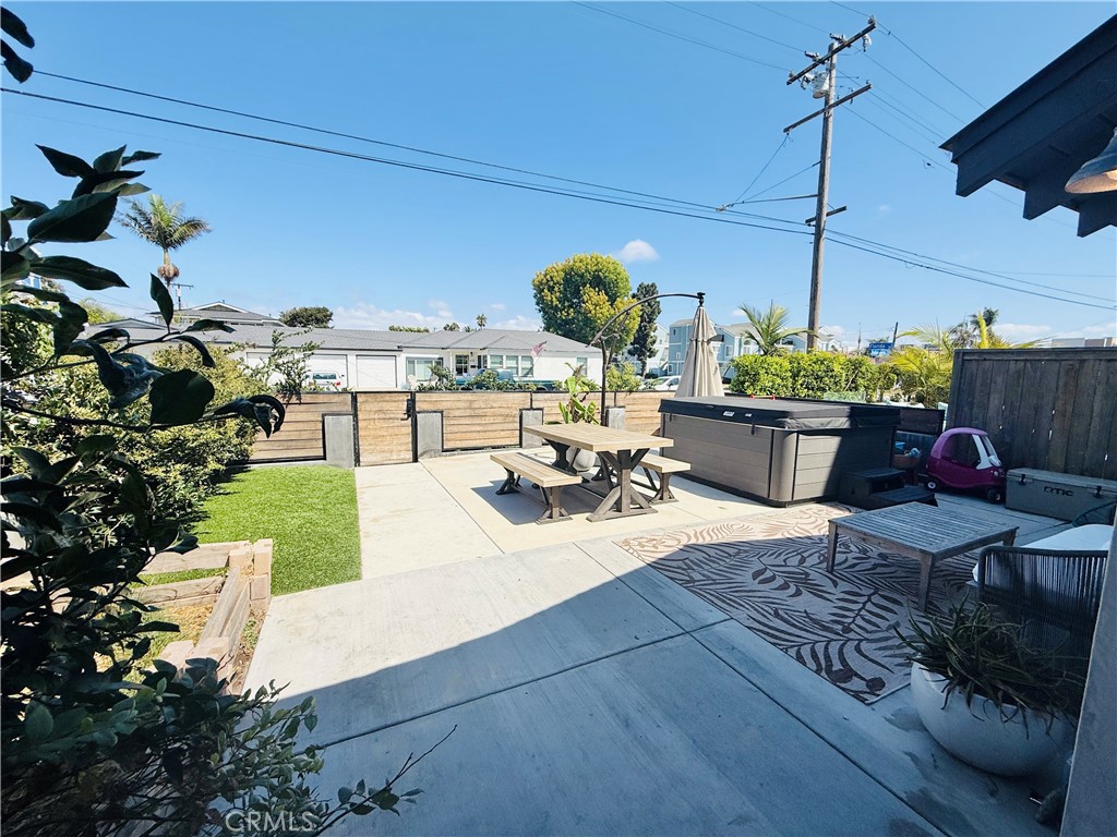 630 Indianapolis Avenue