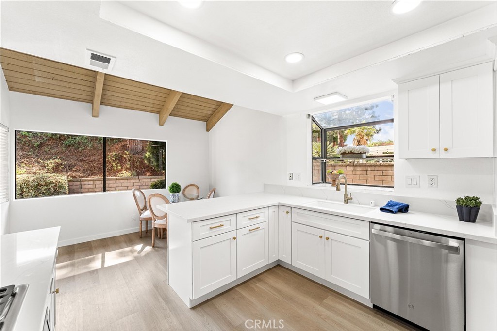 346 S Silverbrook Drive
