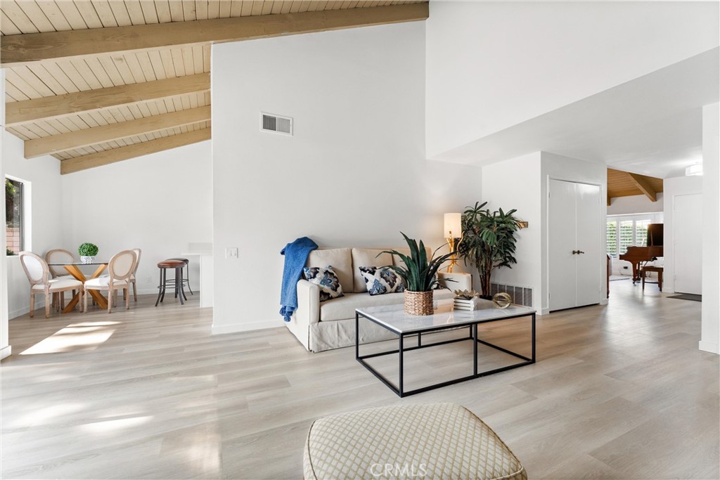 346 S Silverbrook Drive