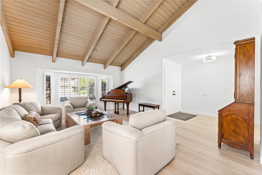 346 S Silverbrook Drive