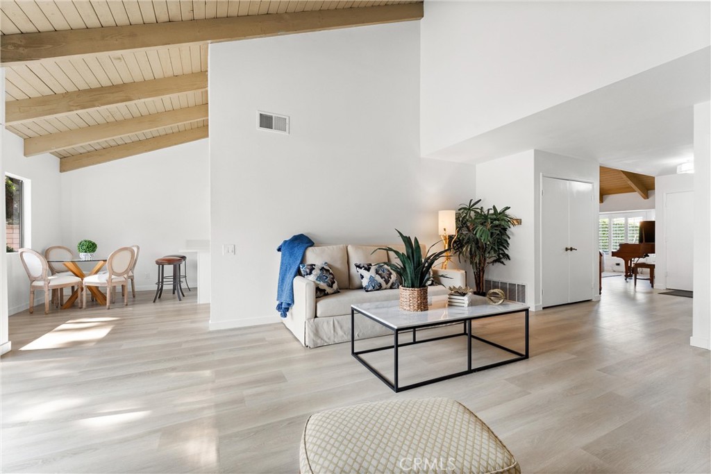 346 S Silverbrook Drive