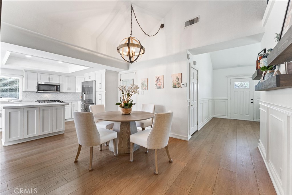 7880 E Samantha Circle