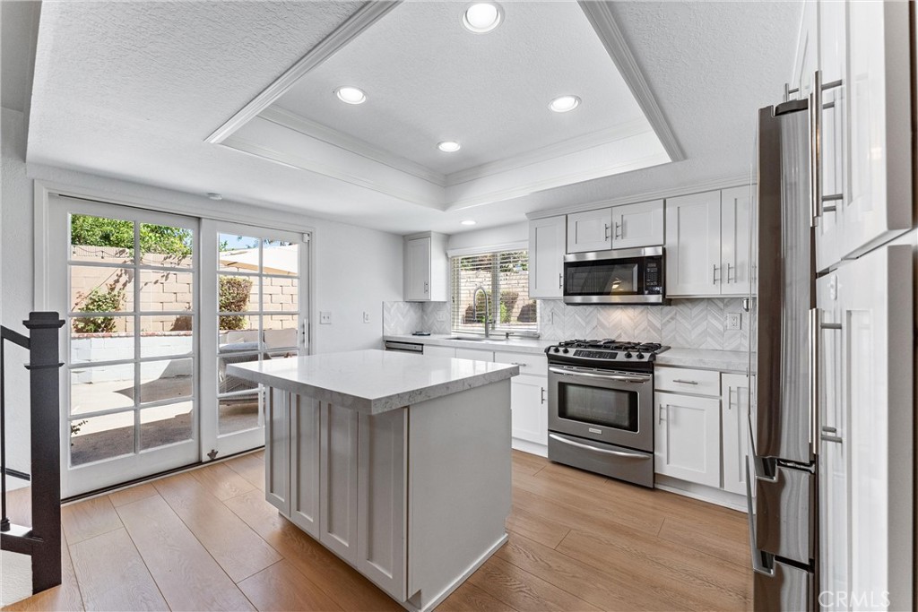 7880 E Samantha Circle