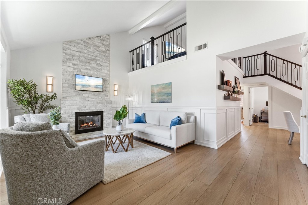 7880 E Samantha Circle