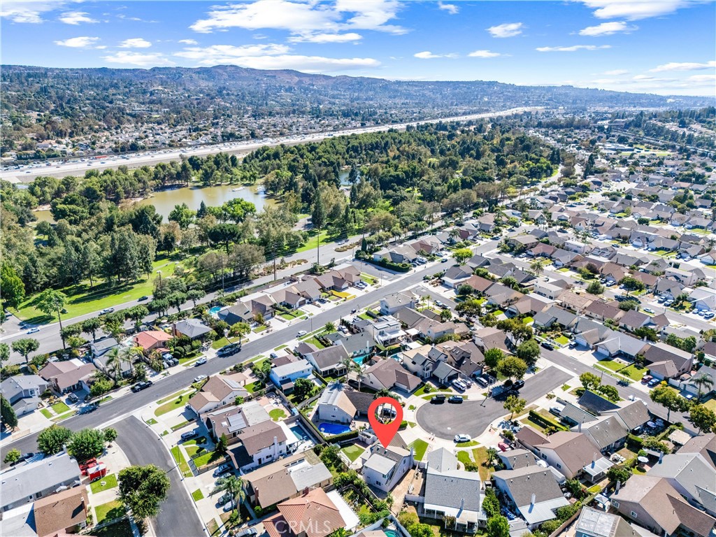 7880 E Samantha Circle