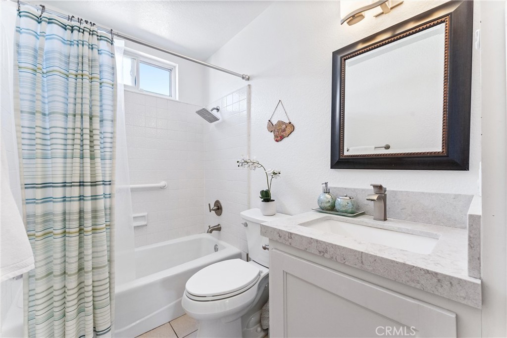 7880 E Samantha Circle