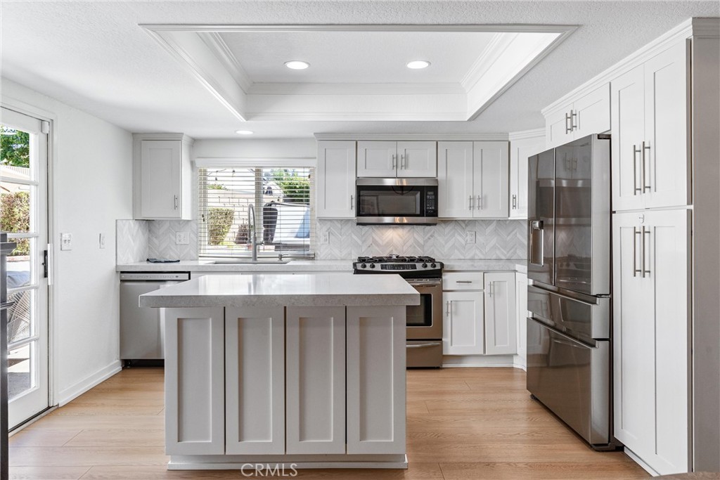 7880 E Samantha Circle