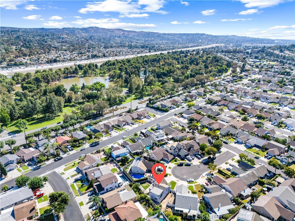 7880 E Samantha Circle